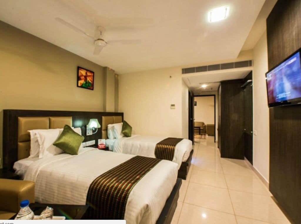 Plaza Hotel Trichy Tiruchirappalli Exterior photo