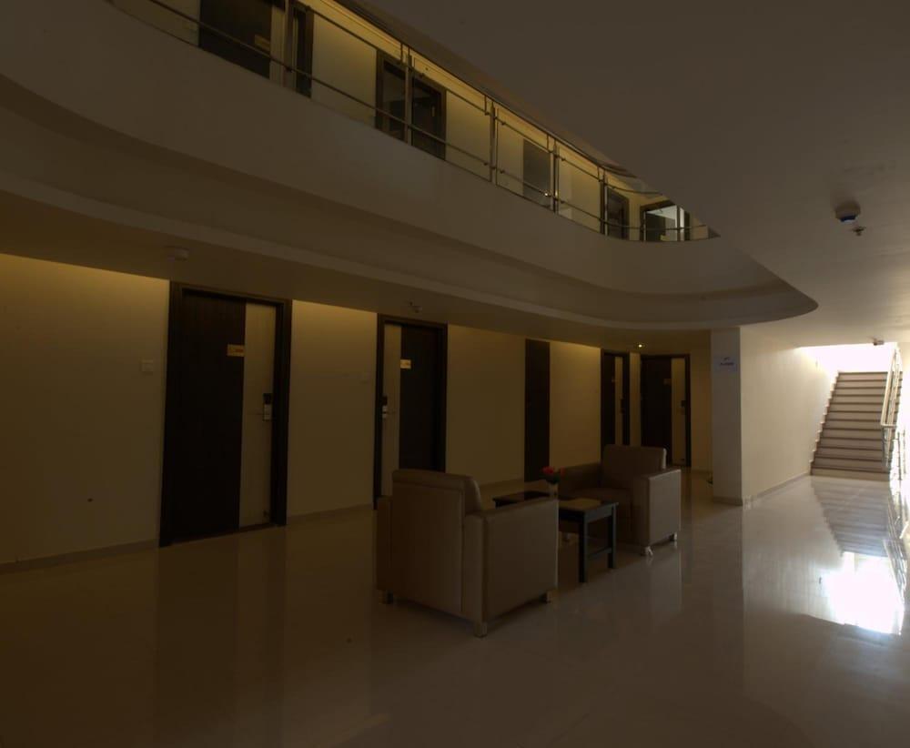 Plaza Hotel Trichy Tiruchirappalli Exterior photo