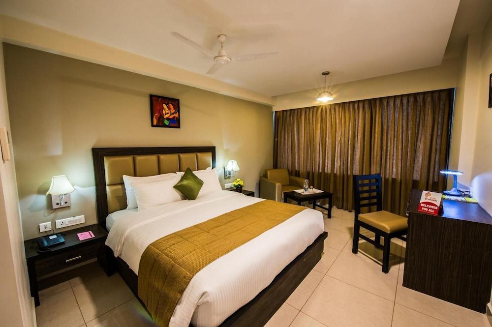 Plaza Hotel Trichy Tiruchirappalli Exterior photo
