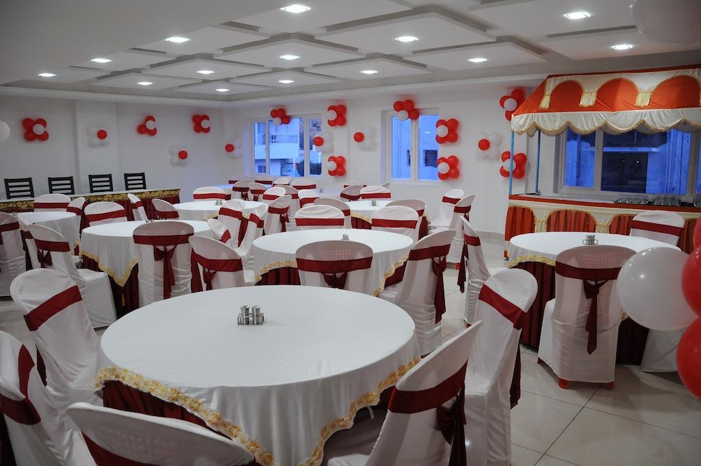 Plaza Hotel Trichy Tiruchirappalli Room photo